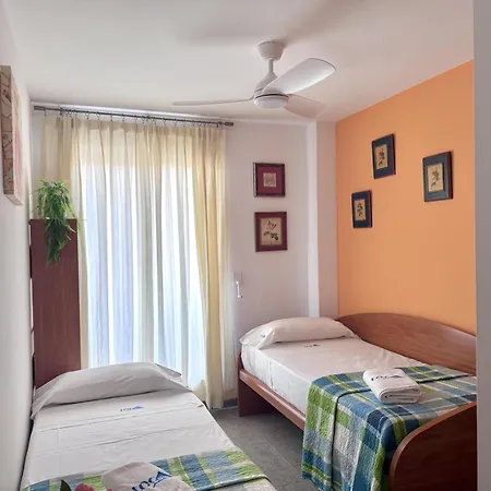 Acogedor Cerca De La Playa Y El Centro Con Aire Acondicionado Y Parking - Es-373-59 Apartment